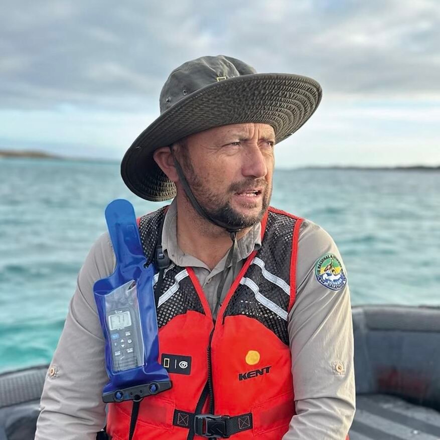 WALTER-PEREZ-Naturalist-Guide