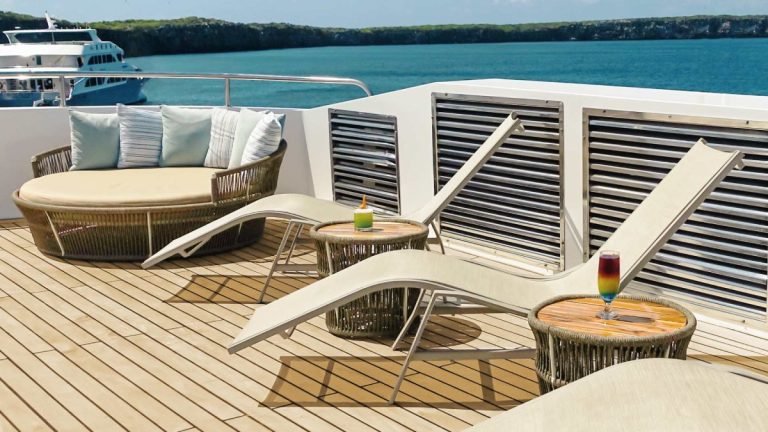Alya Catamaran Galápagos cruise – sundeck