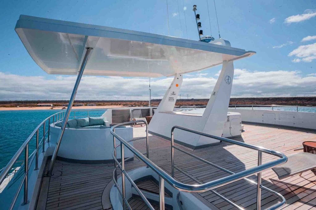 Alya Catamaran Galápagos cruise – exterior
