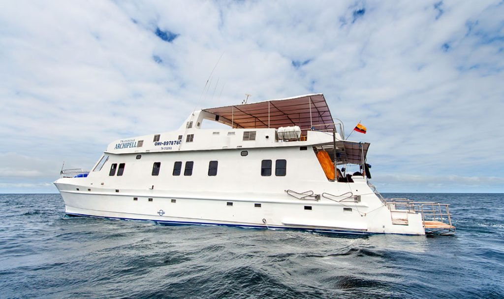 Archipel I Catamaran Galápagos cruise – exterior