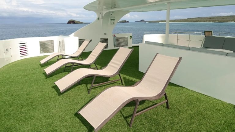 Eco Galaxy II Catamaran Galápagos cruise – sundeck