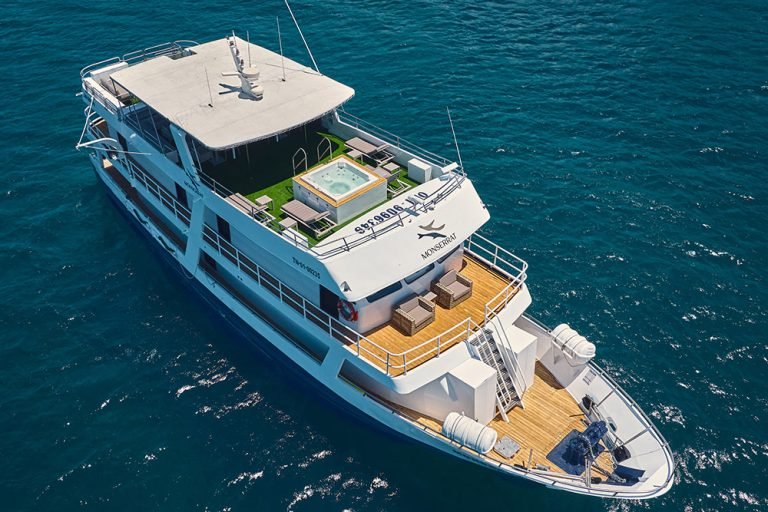 Monserrat Yacht Galápagos cruise – exterior