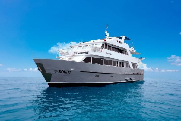 Bonita Yacht Galápagos cruise – exterior